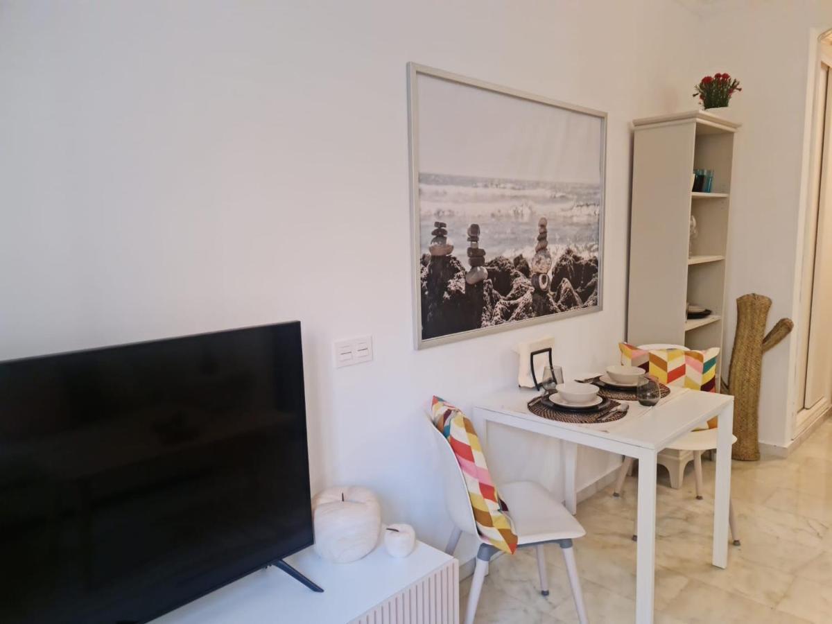Apartamento Malaga Centro ภายนอก รูปภาพ