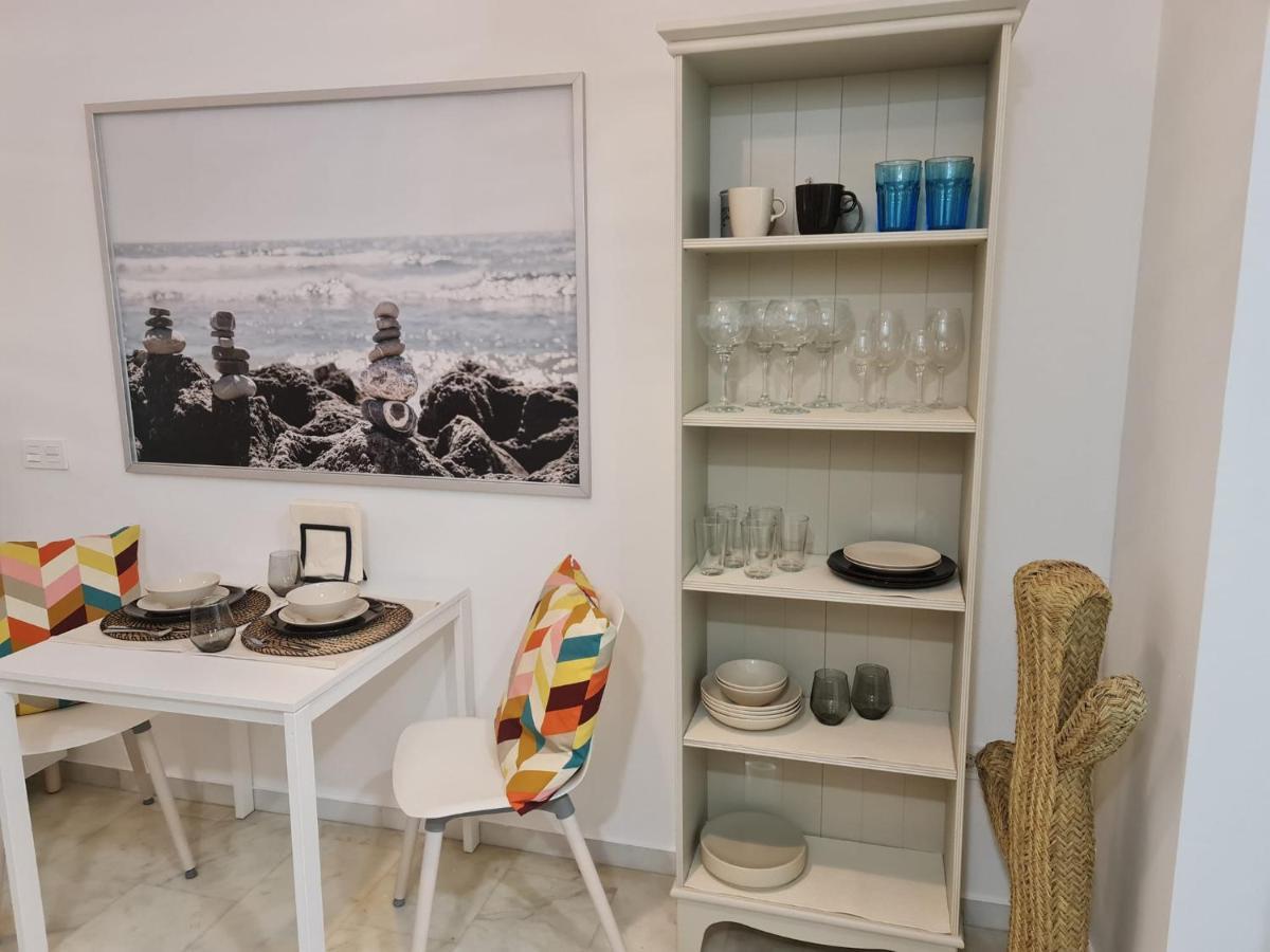 Apartamento Malaga Centro ภายนอก รูปภาพ